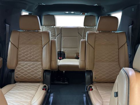 Used 2021 Cadillac Escalade Sport w/ Driver Assist Tech Package image 17