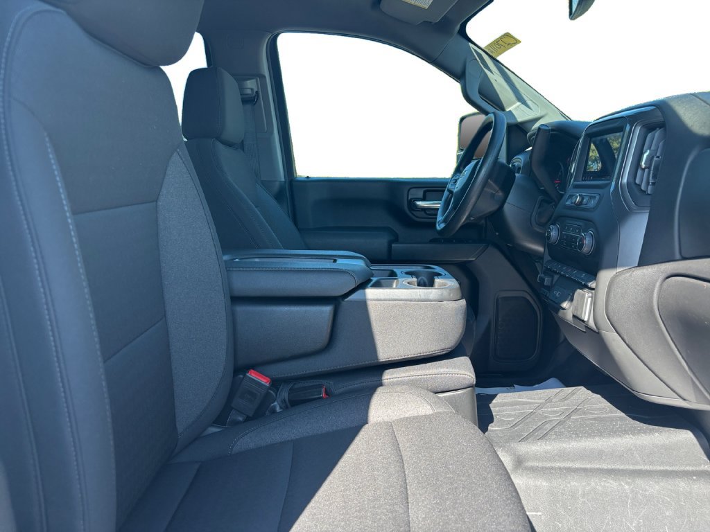Used 2025 Chevrolet Silverado 2500 Custom w/ Custom Convenience Package AWD/4WD image 41