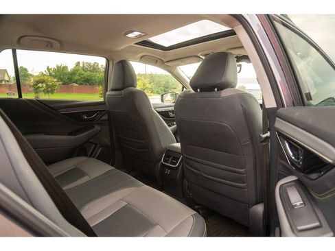 Used 2025 Subaru Outback Onyx Edition AWD/4WD image 16