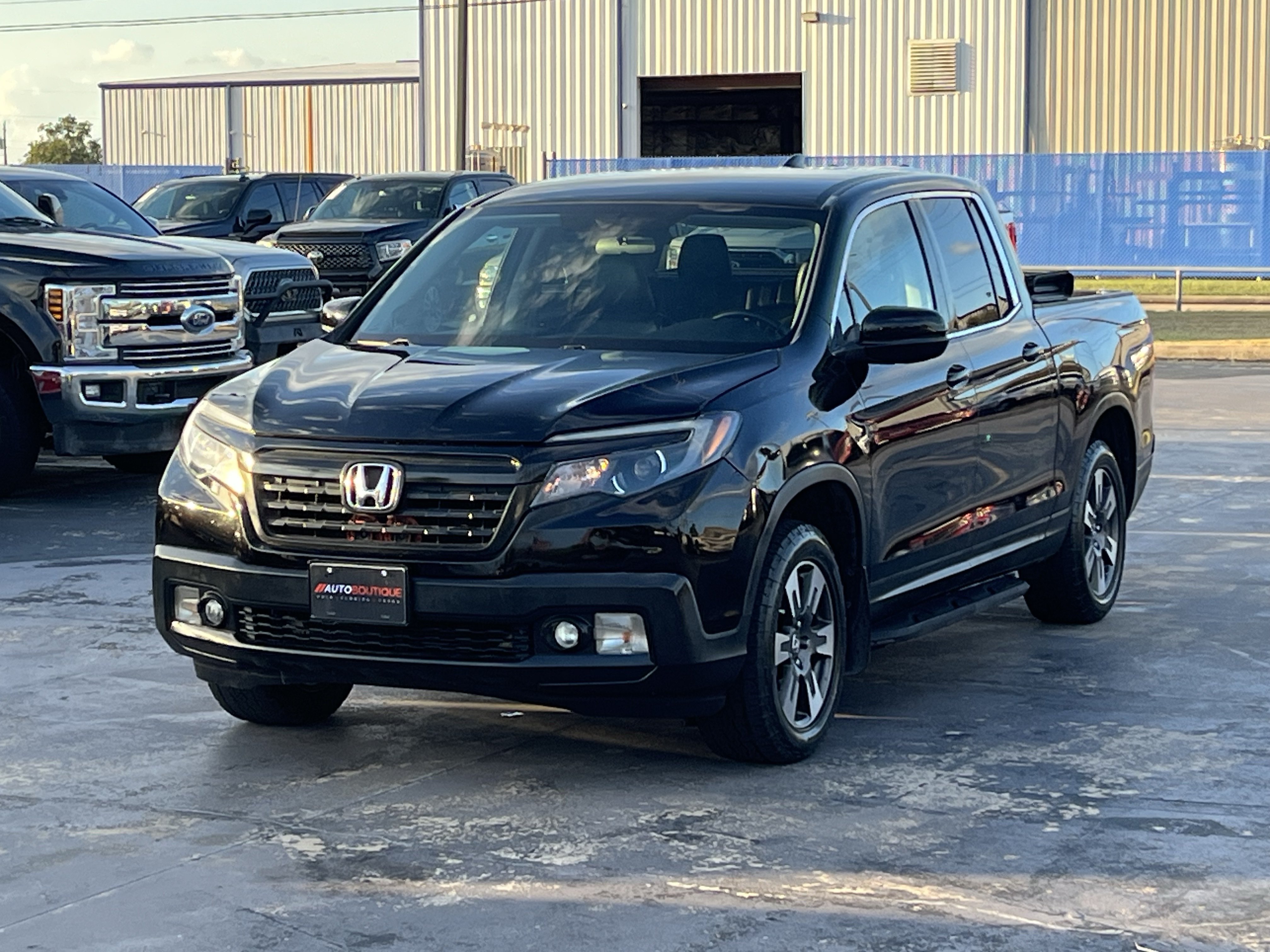 Used 2018 Honda Ridgeline RTL image 3