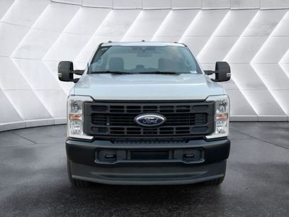 New 2026 Ford F350 XL w/ FX4 Off-Road Package