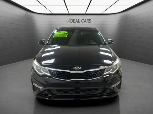Used 2019 Kia Optima S w/ S Panoramic Sunroof Package FWD image 2