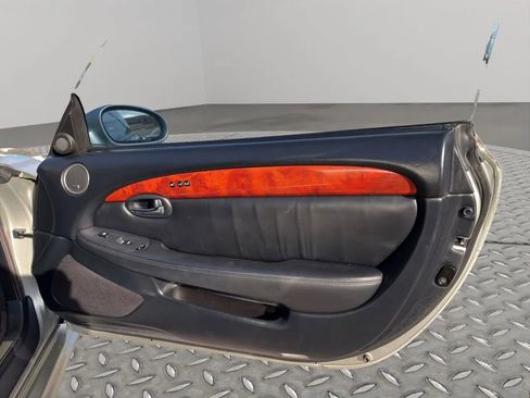 Used 2002 Lexus SC 430 Convertible image 19