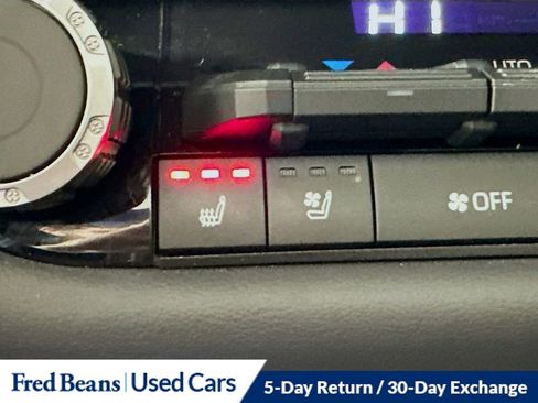 Used 2023 Toyota Tundra Platinum image 18