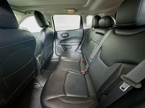 Used 2017 Jeep Compass Limited w/ Navigation Group image 28