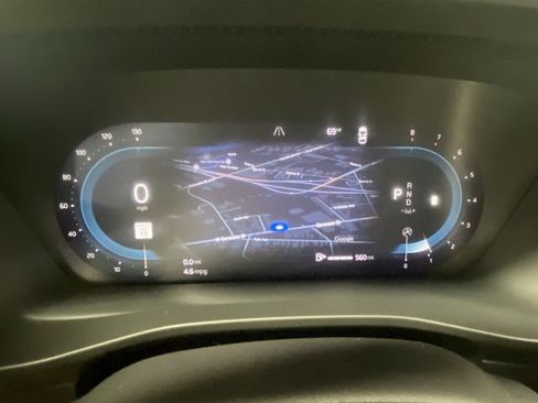 Certified 2025 Volvo XC40 B5 Plus image 16