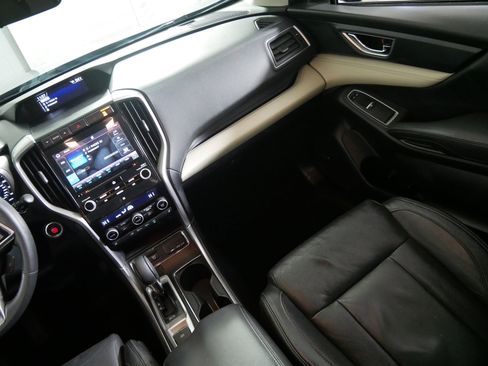 Used 2019 Subaru Ascent Limited w/ Popular Package #2 image 11
