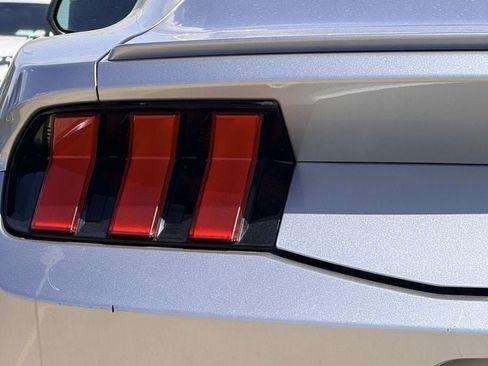 Used 2025 Ford Mustang Premium RWD image 9