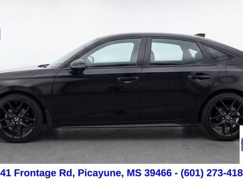 Used 2025 Honda Civic Sport image 5