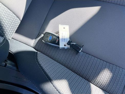 Used 2024 Subaru Outback Premium image 34