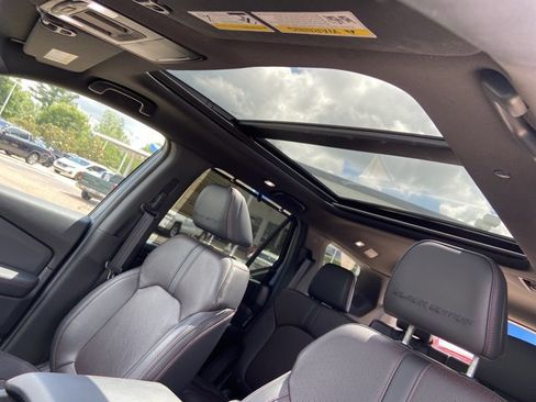 Used 2025 Honda Pilot Black Edition image 37