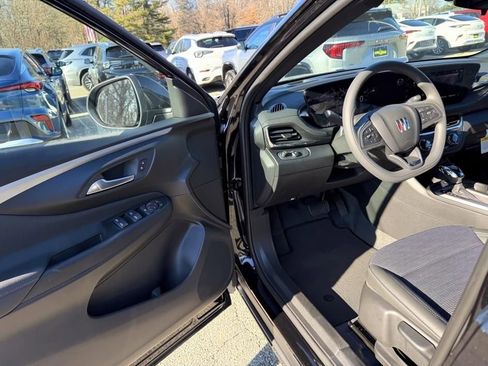 New 2026 Buick Envista Preferred image 11