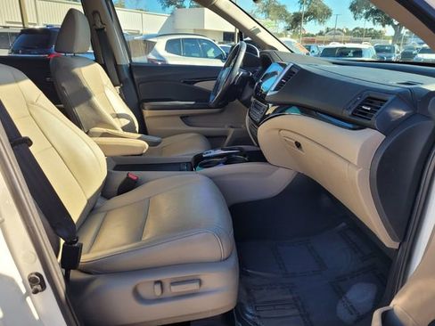 Used 2017 Honda Pilot Elite image 17