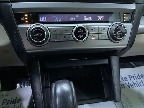Used 2016 Subaru Outback 2.5i Premium image 24