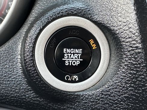 Used 2020 Dodge Journey SE w/ SE Popular Equipment Group image 24