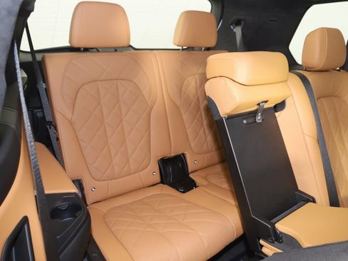 Used 2023 BMW X7 xDrive40i w/ M Sport Package image 14