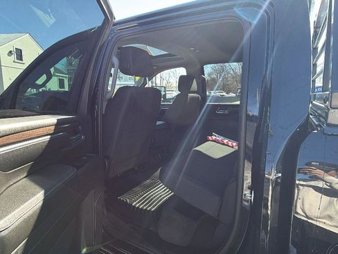 Used 2024 Chevrolet Silverado 2500 LT w/ Convenience Package image 30