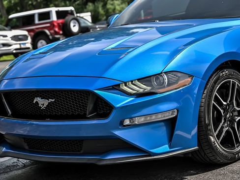 Certified 2021 Ford Mustang GT RWD image 6