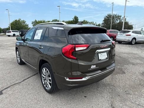 Used 2023 GMC Terrain Denali w/ Denali Premium Package AWD/4WD image 23