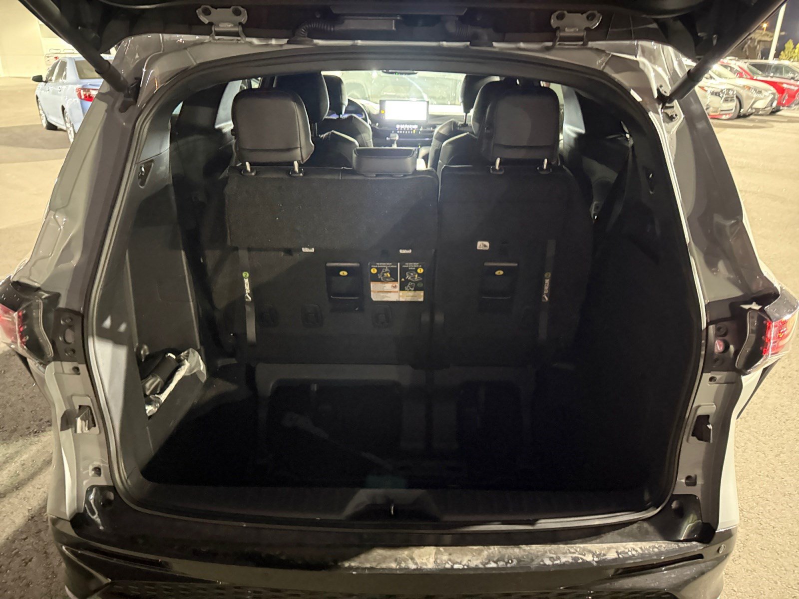 Used 2026 Toyota Sienna XSE AWD/4WD image 32
