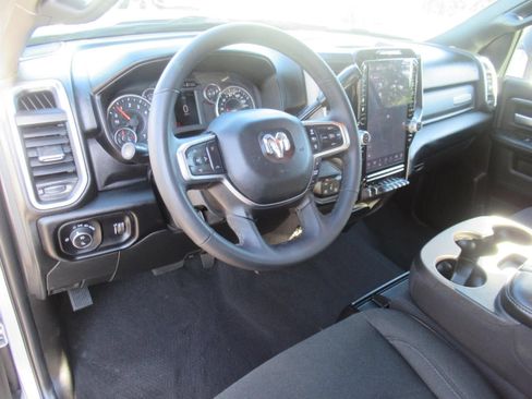 Used 2026 RAM 2500 Big Horn AWD/4WD image 18