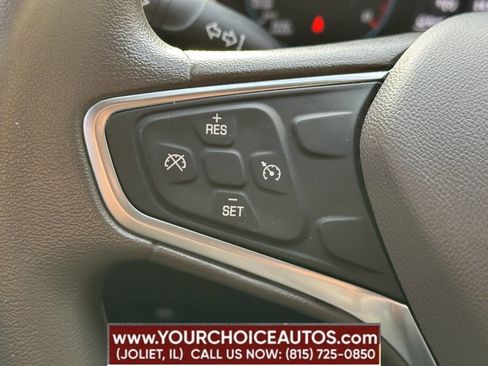 Used 2018 Chevrolet Malibu LT image 32