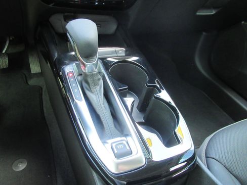 Used 2025 Chevrolet Trax ACTIV w/ Driver Confidence Package FWD image 25