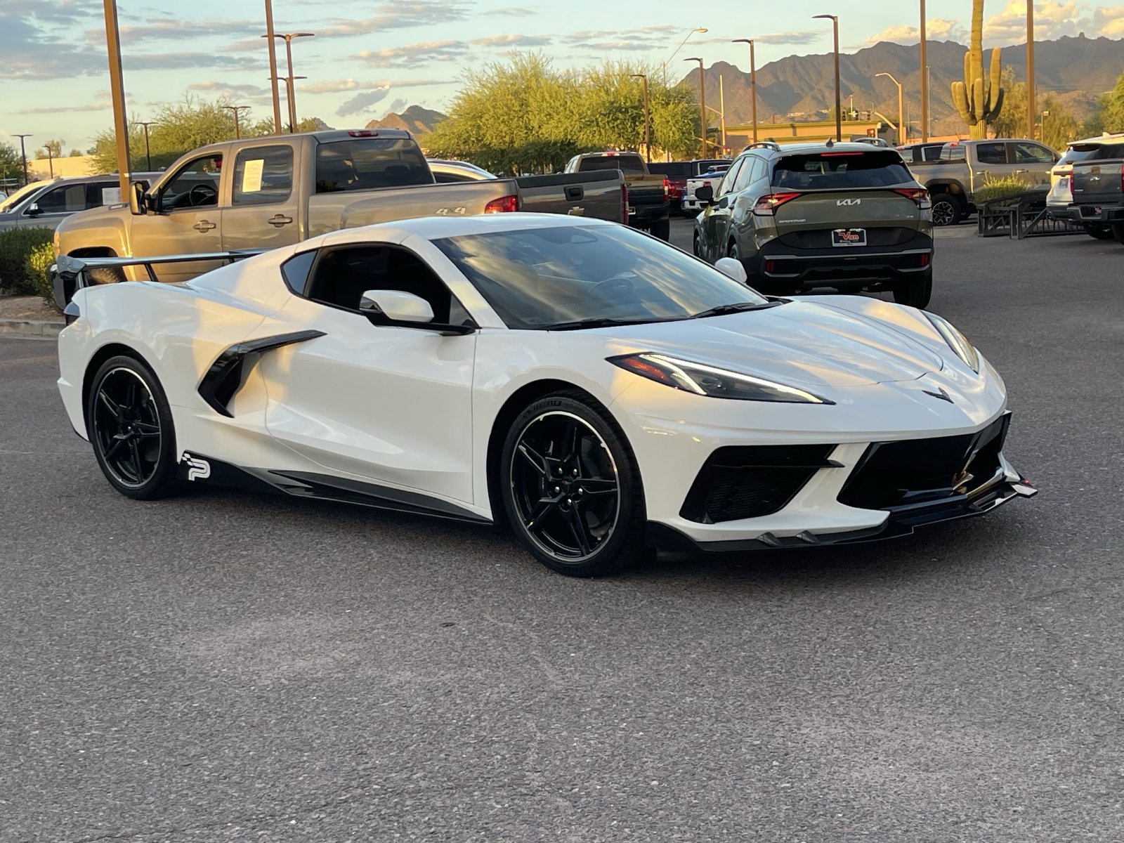 Used 2024 Chevrolet Corvette Stingray Coupe RWD image 8