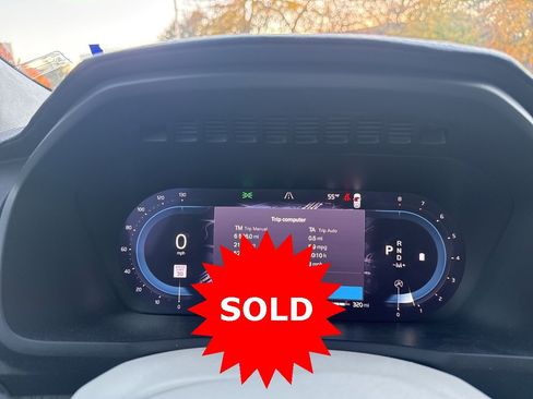 Certified 2023 Volvo XC90 B6 Ultimate w/ Lounge Package image 24