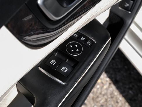 Used 2017 Mercedes-Benz SL 450 image 32