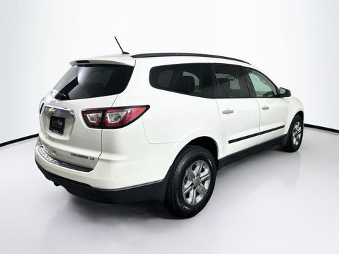Used 2014 Chevrolet Traverse LS FWD image 9