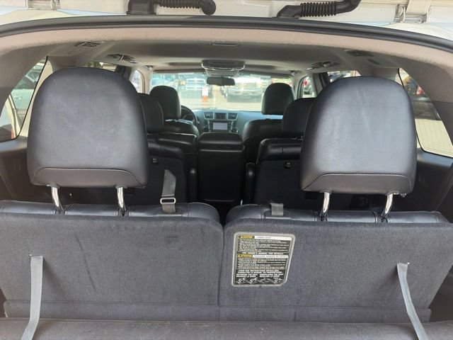 Used 2013 Toyota Highlander Limited AWD/4WD image 18