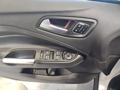 Used 2017 Ford Escape Titanium AWD/4WD image 11