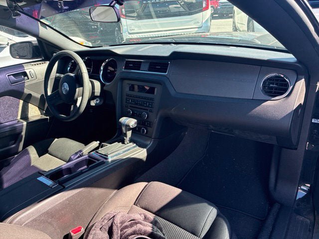 Used 2012 Ford Mustang Coupe RWD image 16