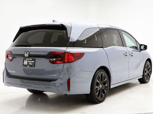 Used 2025 Honda Odyssey Sport-L image 8