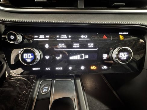 Certified 2025 INFINITI QX60 Pure image 27