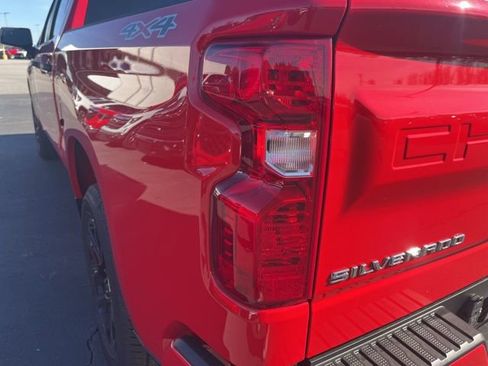 New 2026 Chevrolet Silverado 1500 Custom image 8