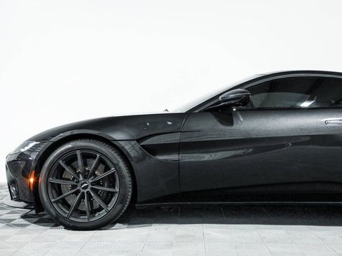 Used 2020 Aston Martin V8 Vantage Coupe image 15