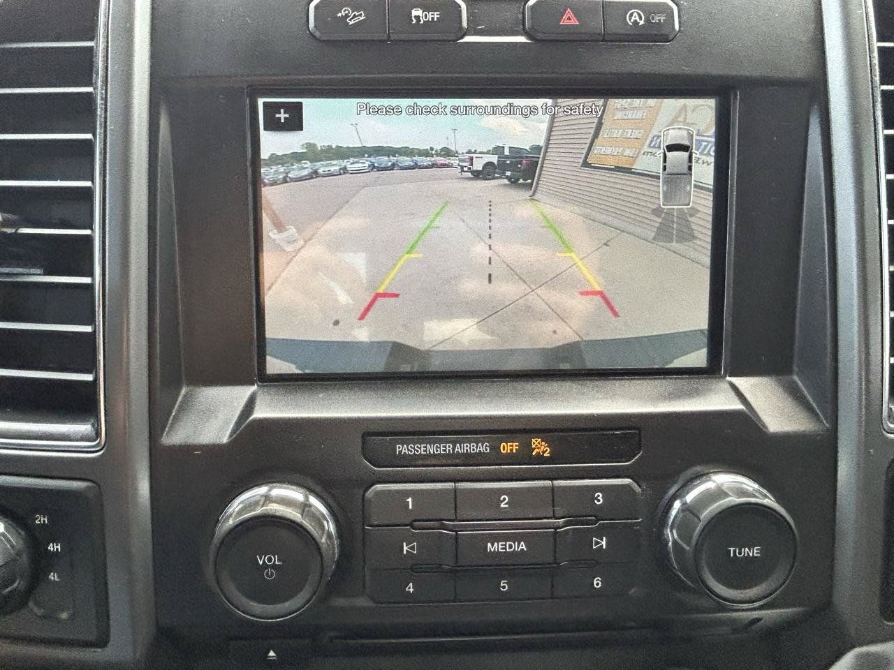 Used 2018 Ford F150 XLT w/ Equipment Group 302A Luxury AWD/4WD image 22