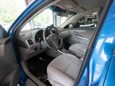 Used 2010 Toyota Corolla LE FWD image 8