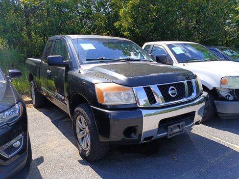 Used 2008 Nissan Titan SE AWD/4WD image 1