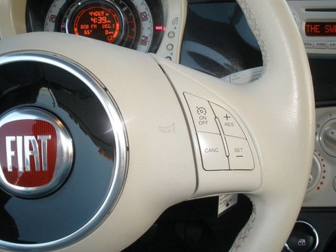 Used 2014 FIAT 500 Pop image 36