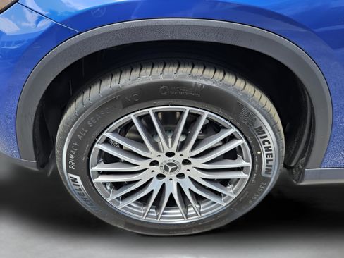 New 2025 Mercedes-Benz GLC 300 image 37