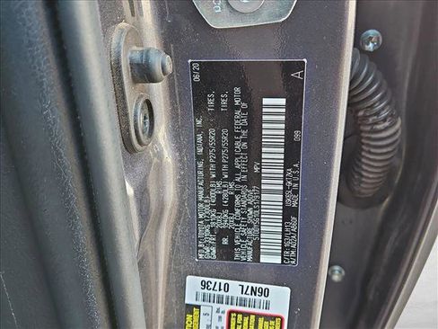 Used 2020 Toyota Sequoia Platinum AWD/4WD image 27