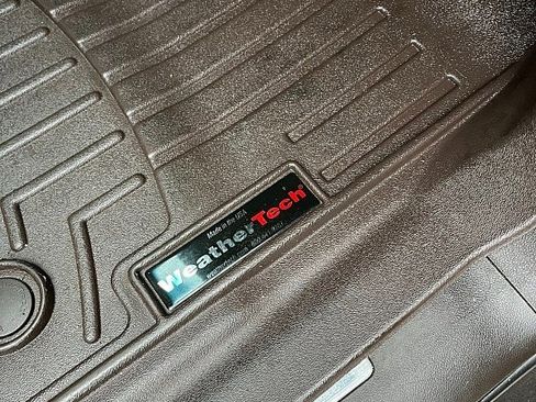 Used 2021 GMC Sierra 1500 SLT w/ SLT Convenience Package image 12