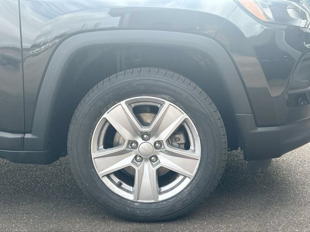 Used 2022 Jeep Compass Latitude w/ Convenience Group AWD/4WD image 12