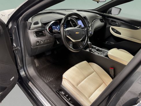 Used 2018 Chevrolet Impala Premier FWD image 9