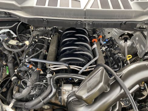 Used 2023 Ford F150 XLT image 24