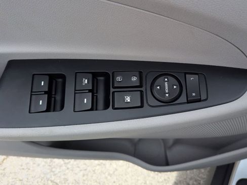 Used 2019 Hyundai Tucson Value image 12