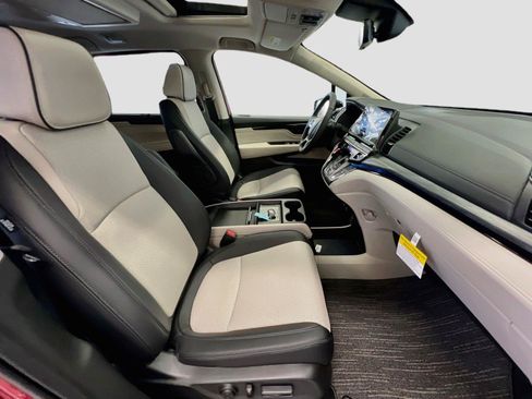 New 2027 Honda Odyssey Elite image 29